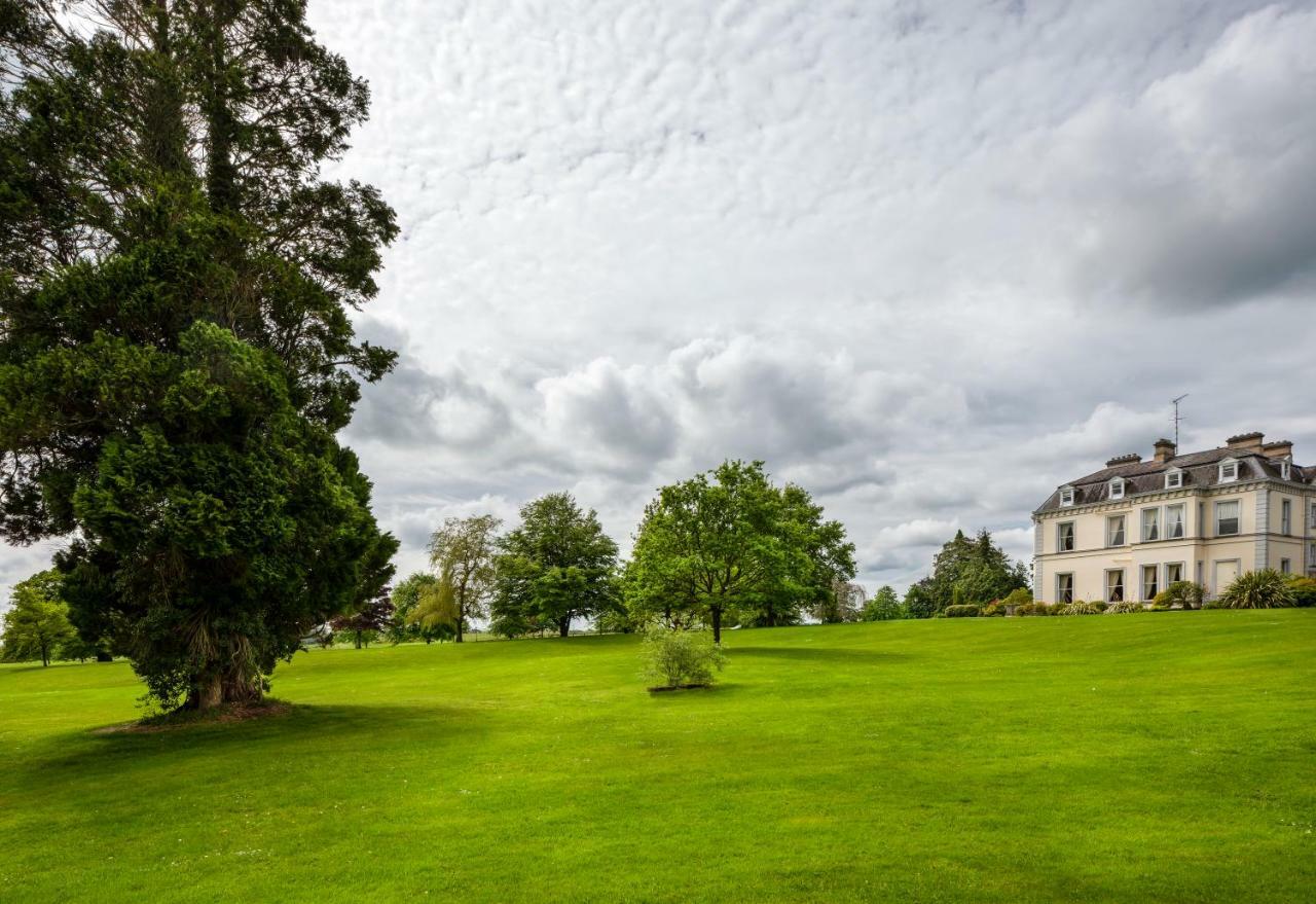 Moyvalley Hotel Self Catering Cottages Luaran gambar